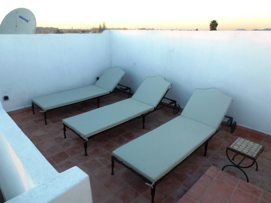 Ryad Laarouss Family Marrakesch Exterior foto